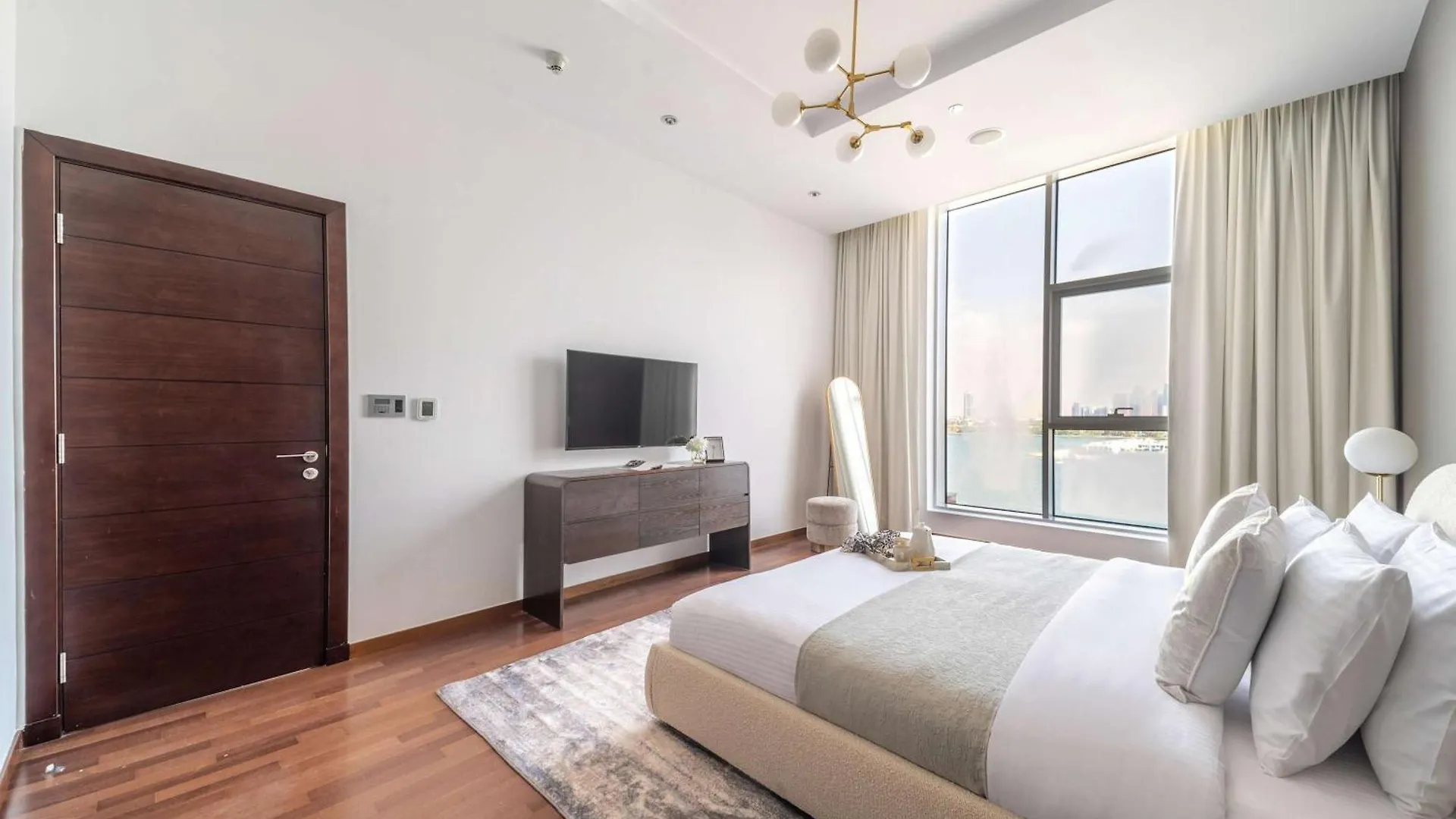 Apartment Frank Porter - Diamond, Tiara Residences Dubai